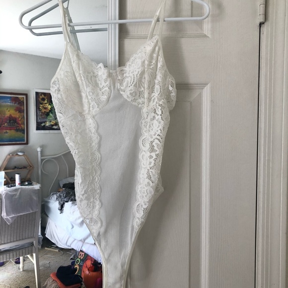Medium Bozzolo white lace bodysuit one piece - Picture 6 of 7